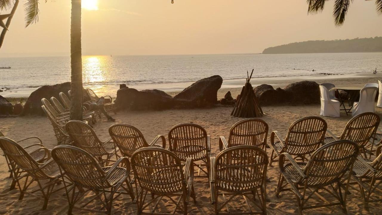 Bambolim Beach Resort Exterior foto